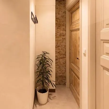 Apartamento Met Tuin In Centrum